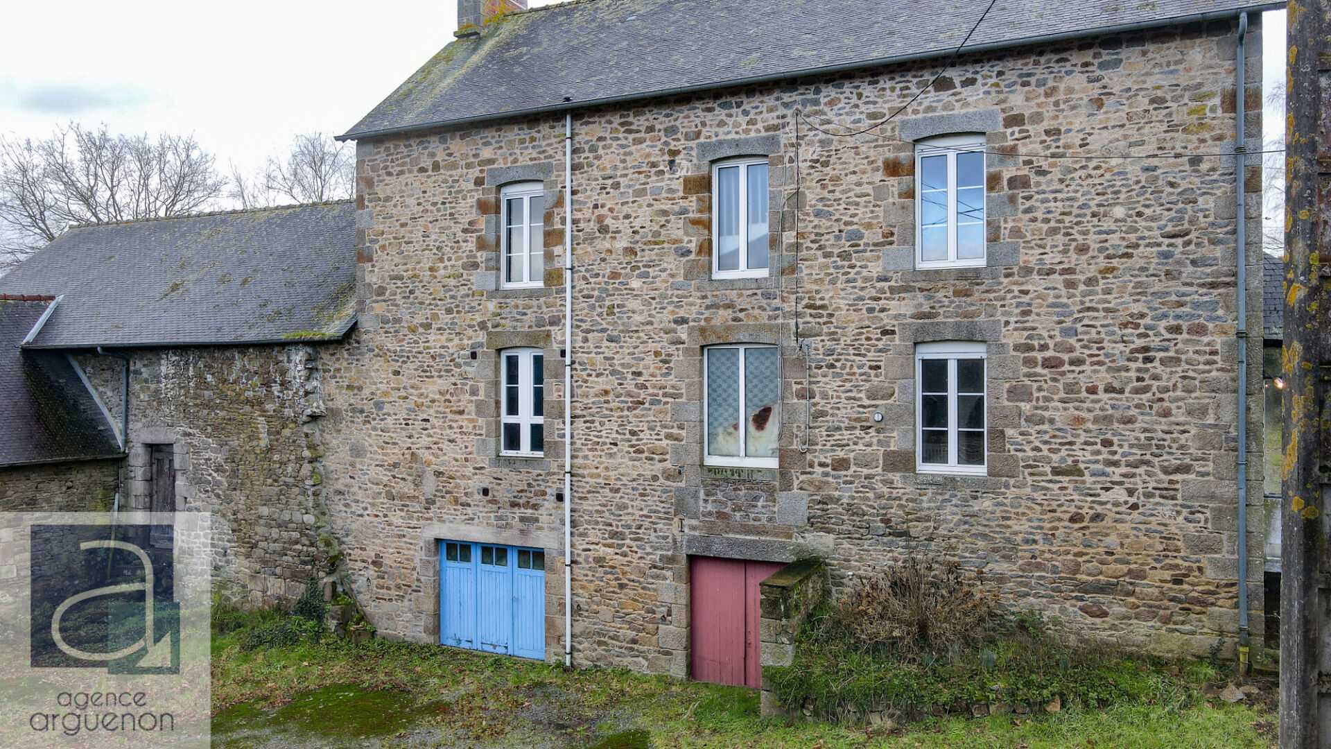 Hus i Cuguen, Brittany 11723456