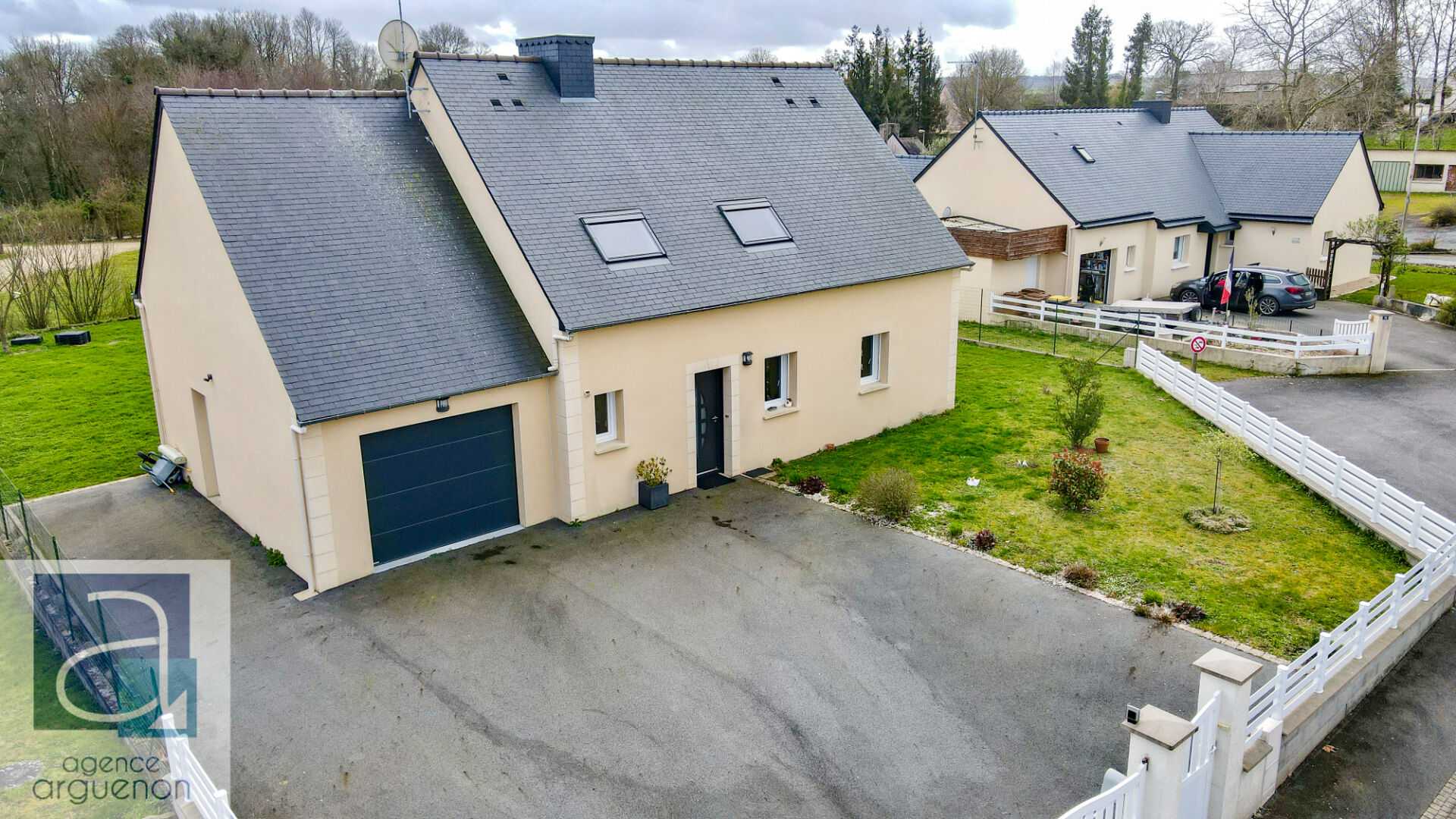 Casa nel Plouguenast-Langast, Brittany 11723476