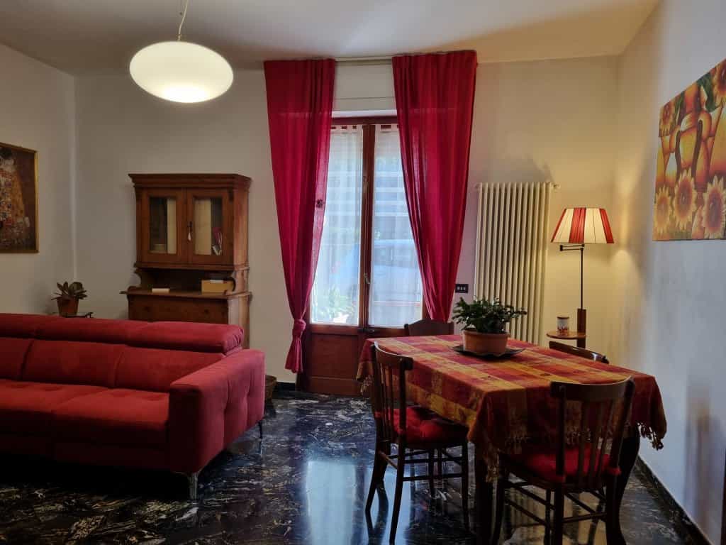Condominium in Volterra, Tuscany 11724034