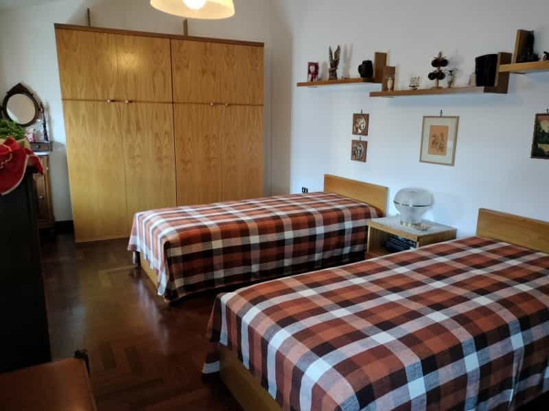 Huis in Orciatico, Tuscany 11724048