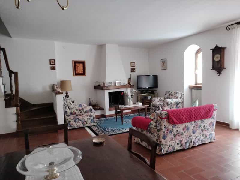 σπίτι σε Orciatico, Tuscany 11724048