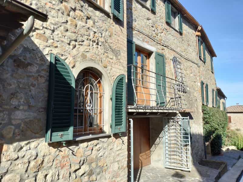 жилой дом в Орчатико, Тоскана 11724048