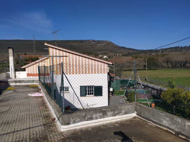 房子 在 Alvaiázere, Leiria 11724186