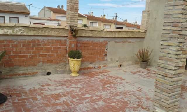 σπίτι σε Orihuela, Valencian Community 11724397