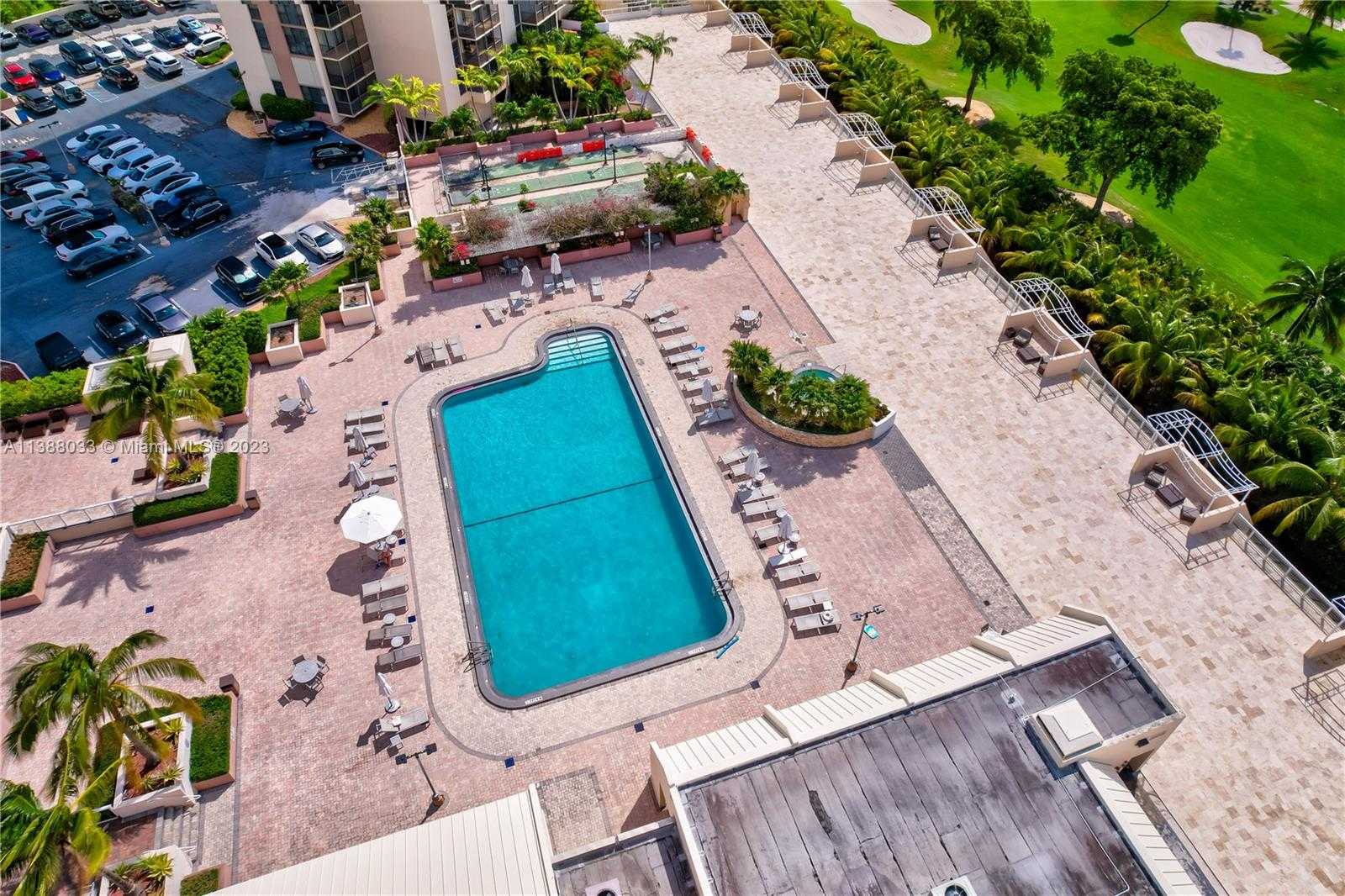 Condominium in Aventura, Florida 11726530