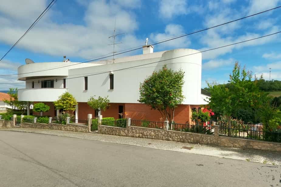 Dom w Alcobaca, Leiria 11726753