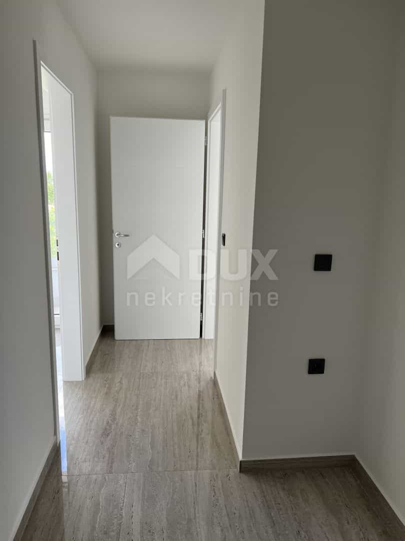 公寓 在 Njivice, Primorje-Gorski Kotar County 11726889