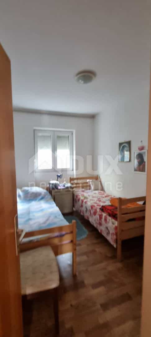 公寓 在 Novi Vinodolski, Primorje-Gorski Kotar County 11726890