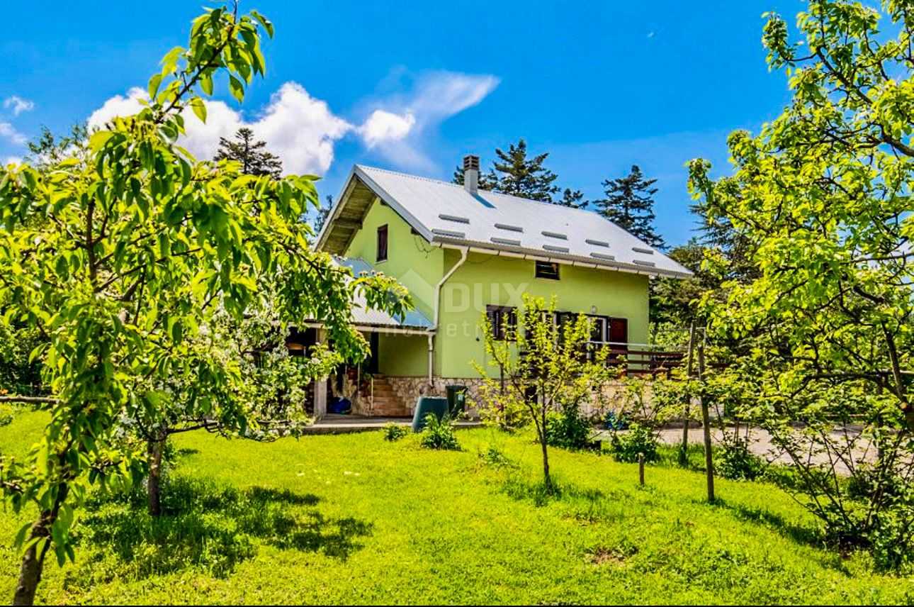 房子 在 Fužine, Croatia, Primorje-Gorski Kotar County 11726906