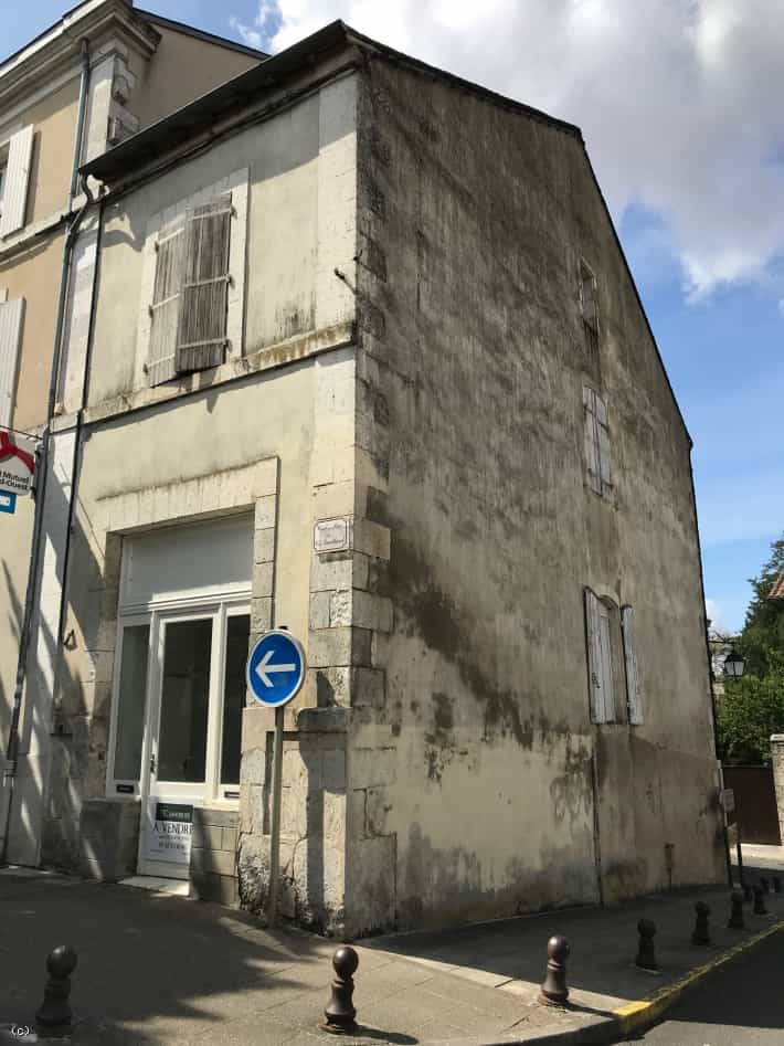 Office in Ruffec, Nouvelle-Aquitaine 11727451