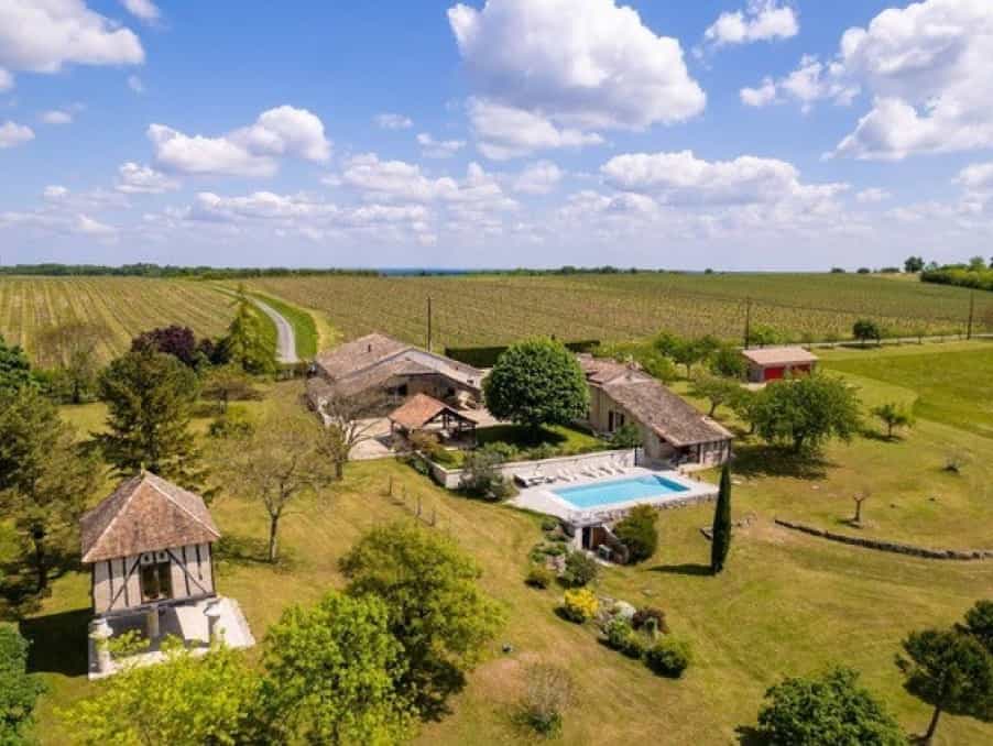 House in Bergerac, Nouvelle-Aquitaine 11727483