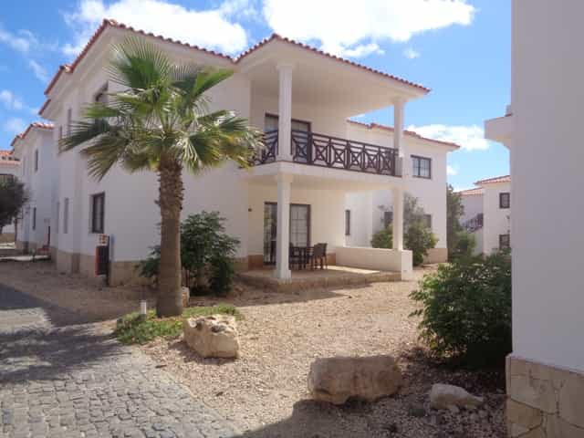 Condominium in Espargos, Sal 11727519