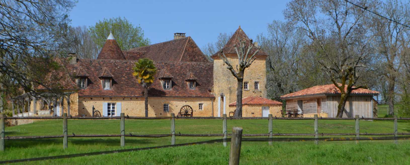 Будинок в Saint-Cyprien, Nouvelle-Aquitaine 11727578