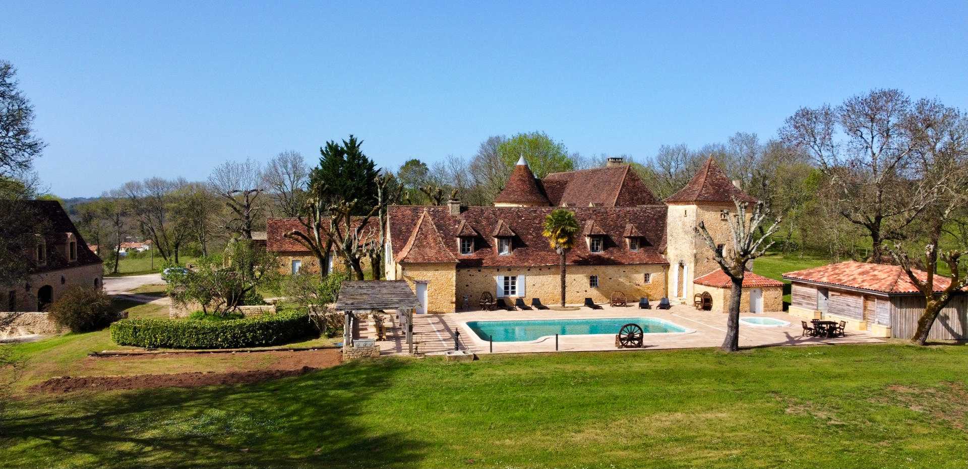 Casa nel Saint-Cyprien, Nouvelle-Aquitaine 11727578