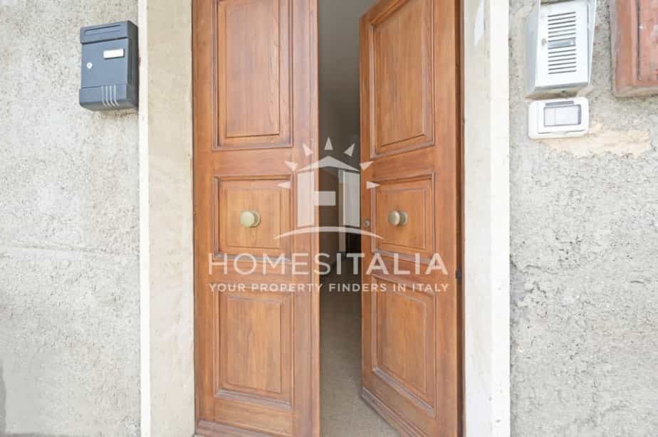 Condominium in Lubriano, Lazio 11727648