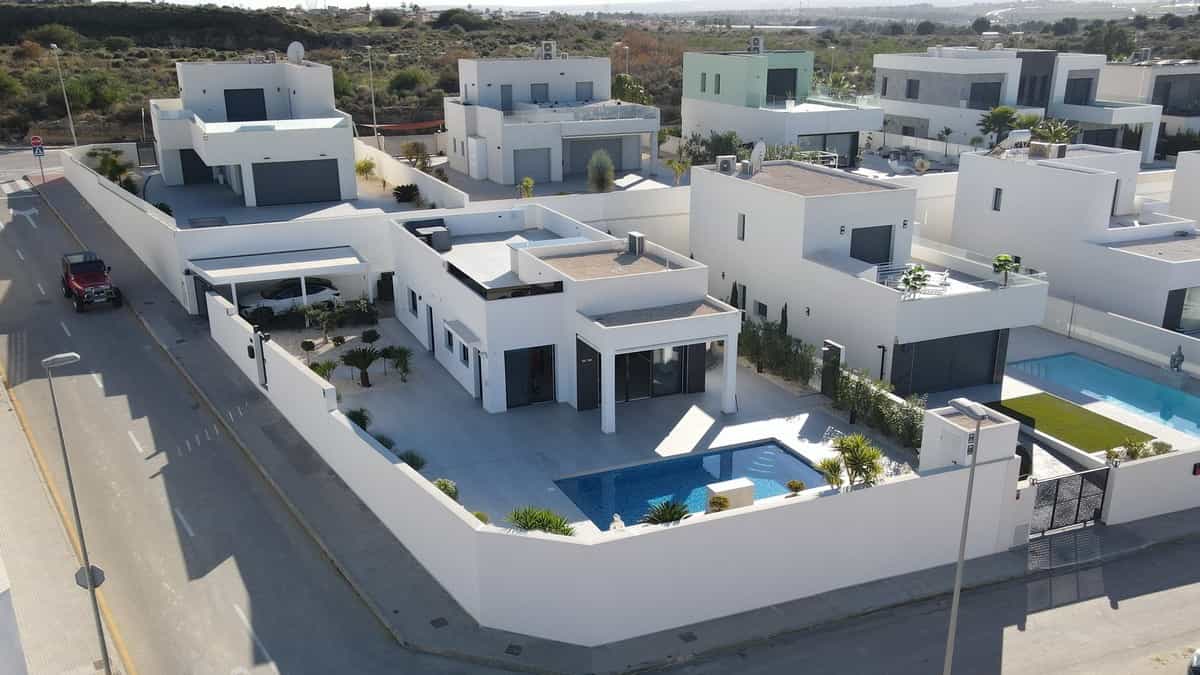 住宅 在 Benijófar, Comunidad Valenciana 11727698