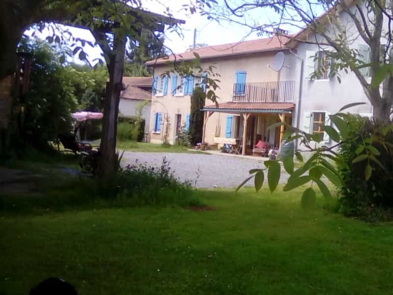 Rumah di Trie-sur-Baïse, Occitanie 11727953
