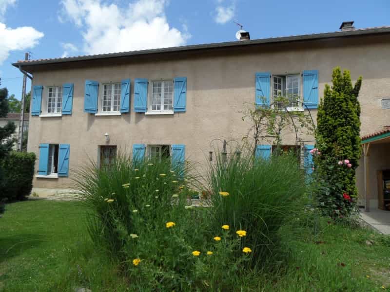 Casa nel Trie-sur-Baise, Occitania 11727953