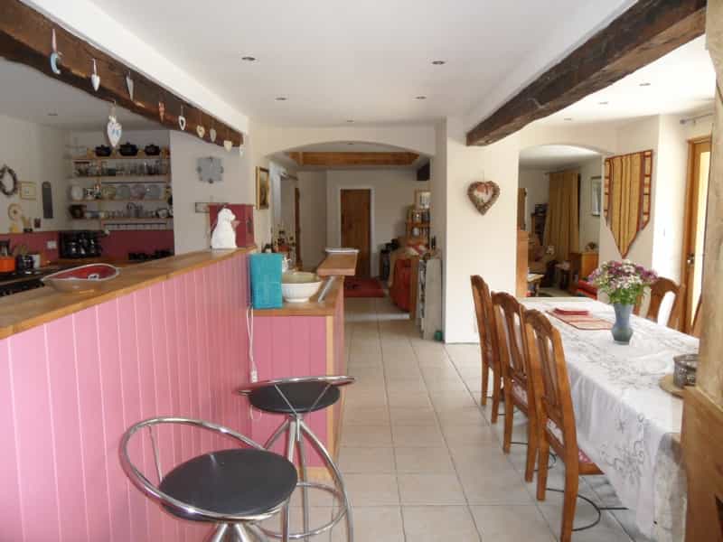 Casa nel Trie-sur-Baïse, Occitanie 11727953
