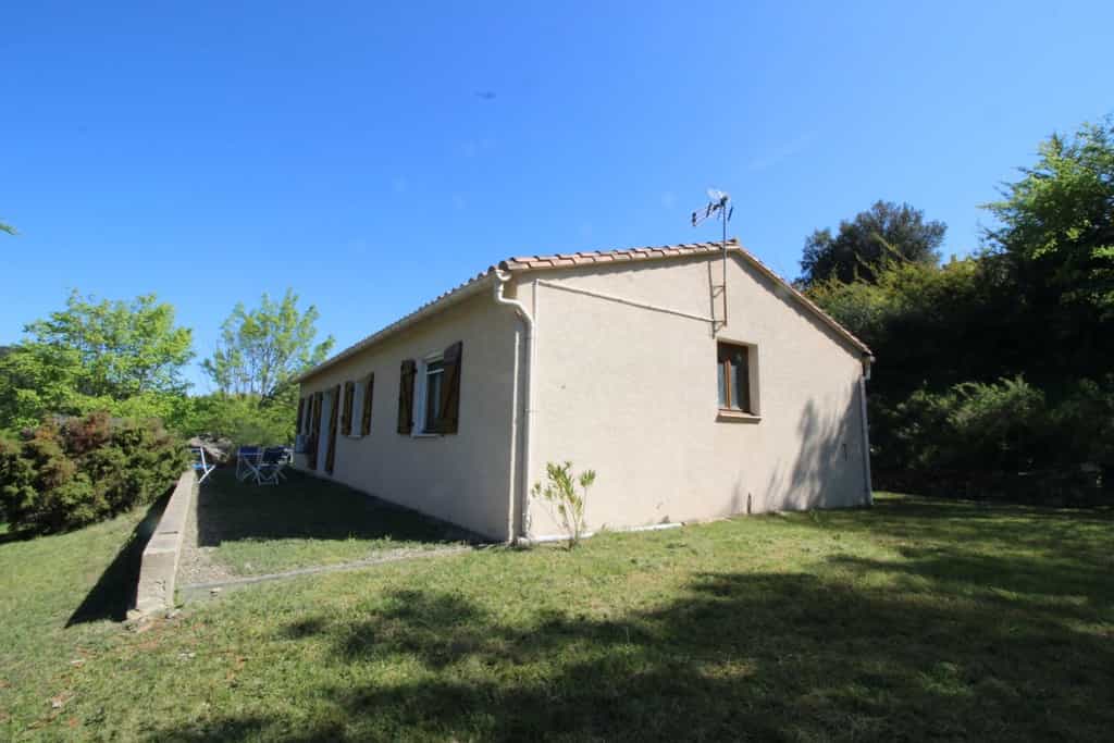 жилой дом в Verzeille, Occitanie 11728383