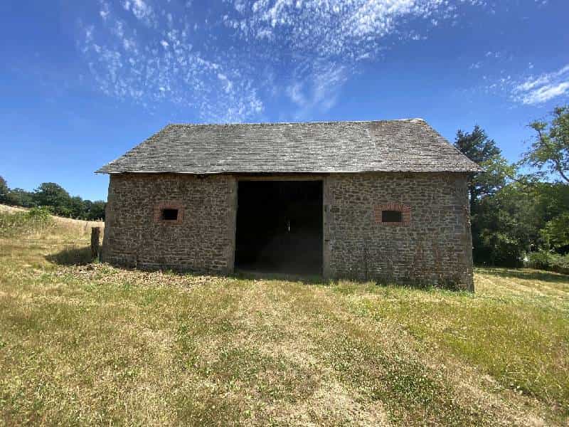 بيت في Montenay, Pays de la Loire 11728481