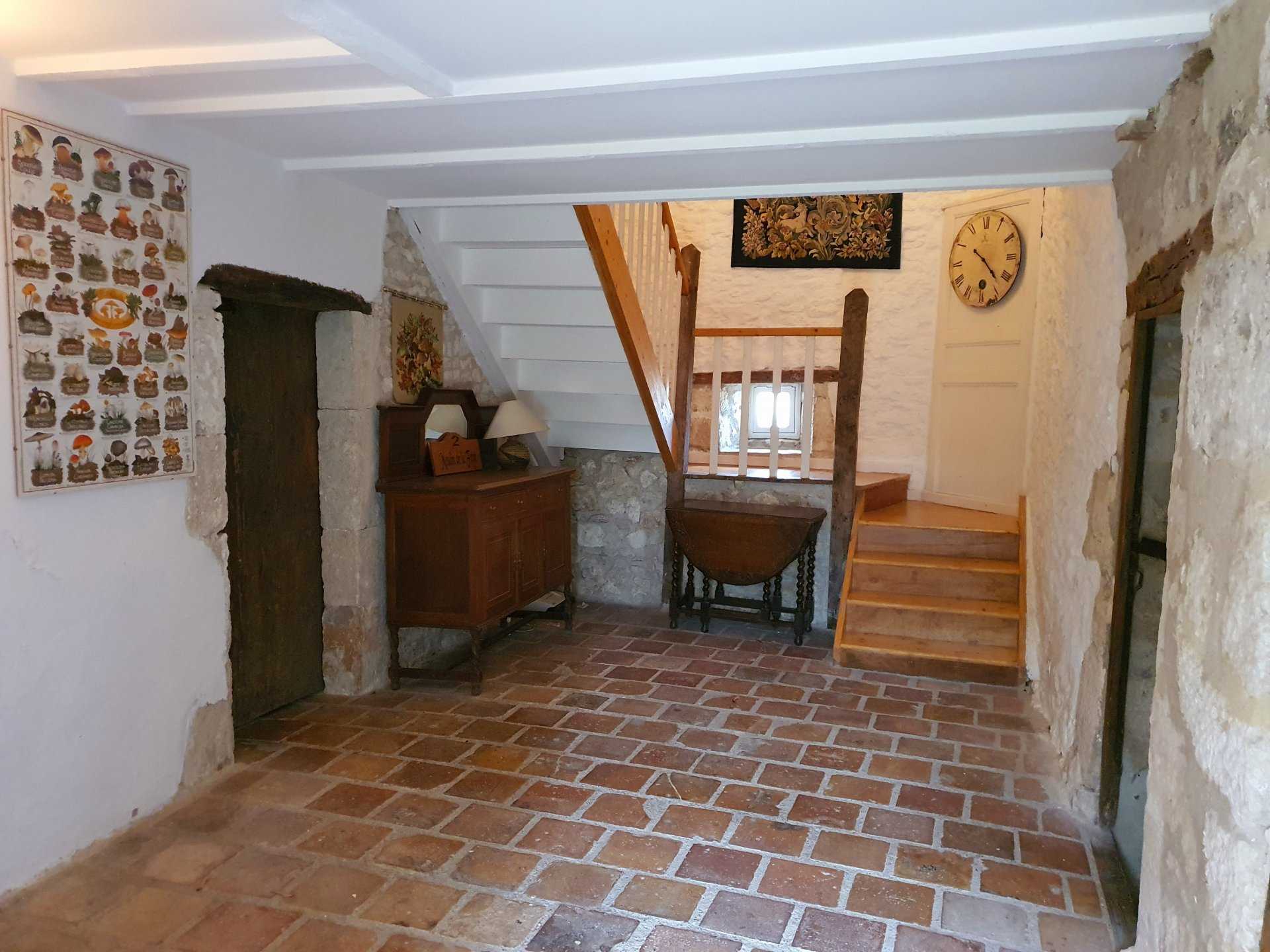 Casa nel Sainte-Foy-la-Grande, Nouvelle-Aquitaine 11728520