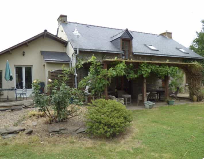 房子 在 Ruffiac, Bretagne 11728744