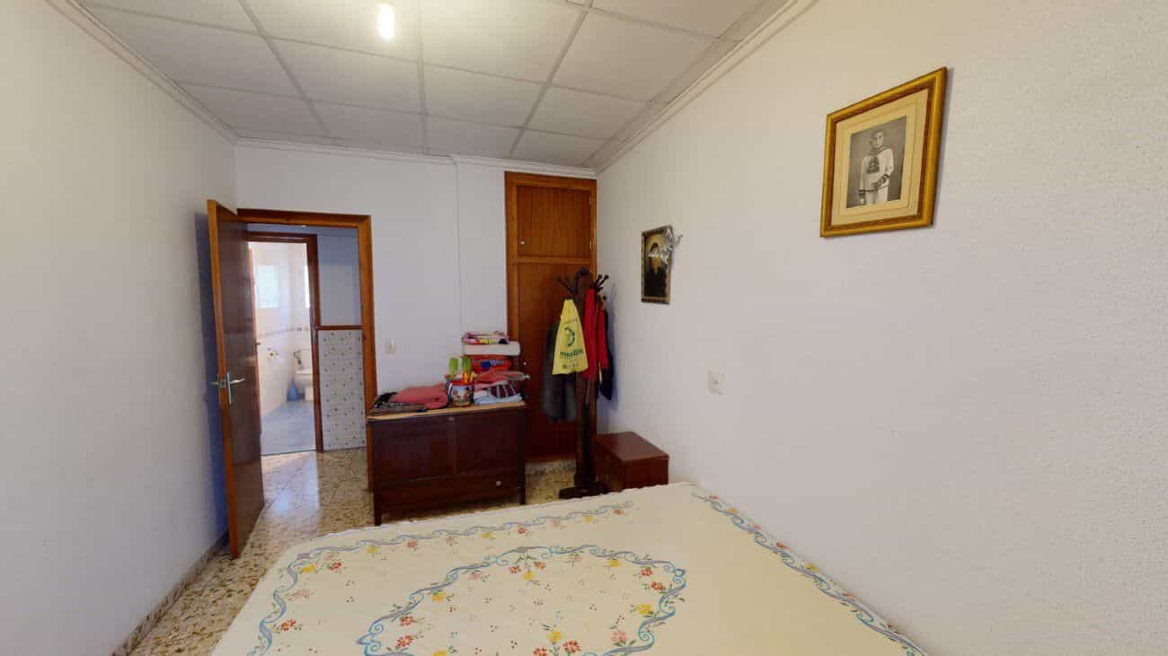 жилой дом в Guardamar del Segura, Comunidad Valenciana 11729010