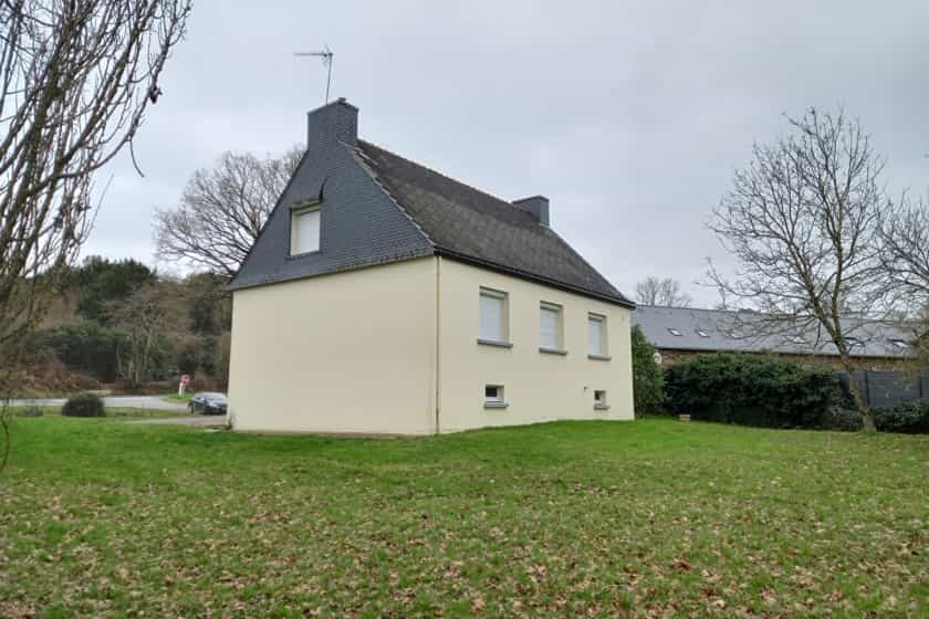 σπίτι σε Saint-Marcel, Bretagne 11729492