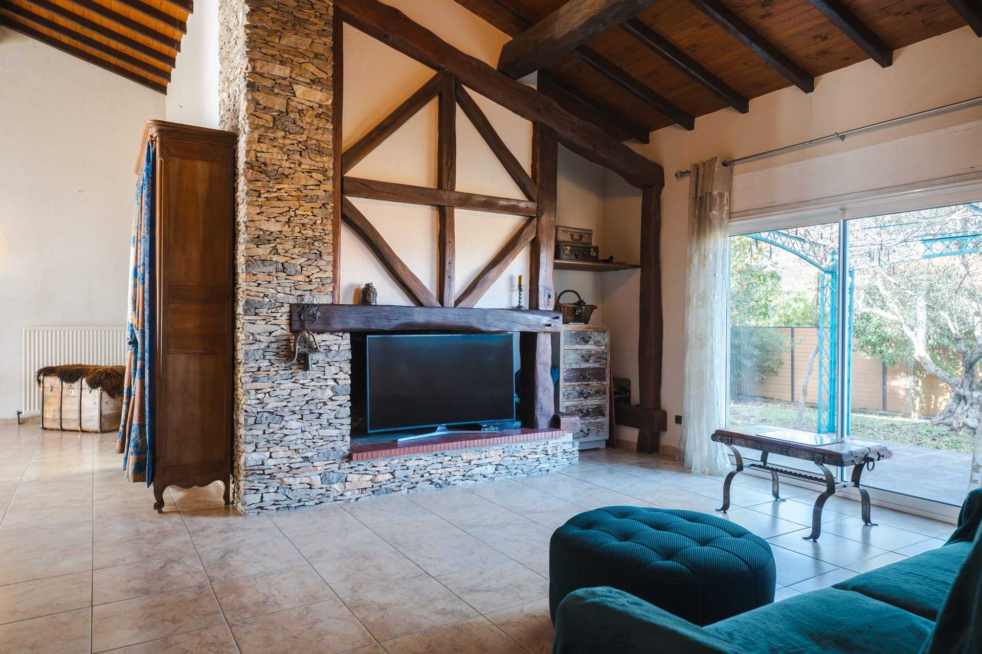 Talo sisään Pamiers, Occitanie 11729624