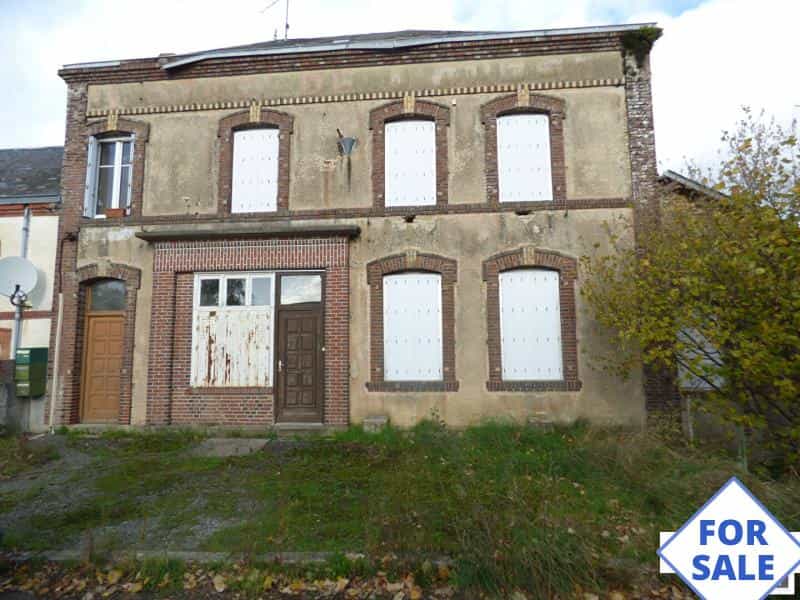 casa no Pré-en-Pail-Saint-Samson, Pays de la Loire 11730236