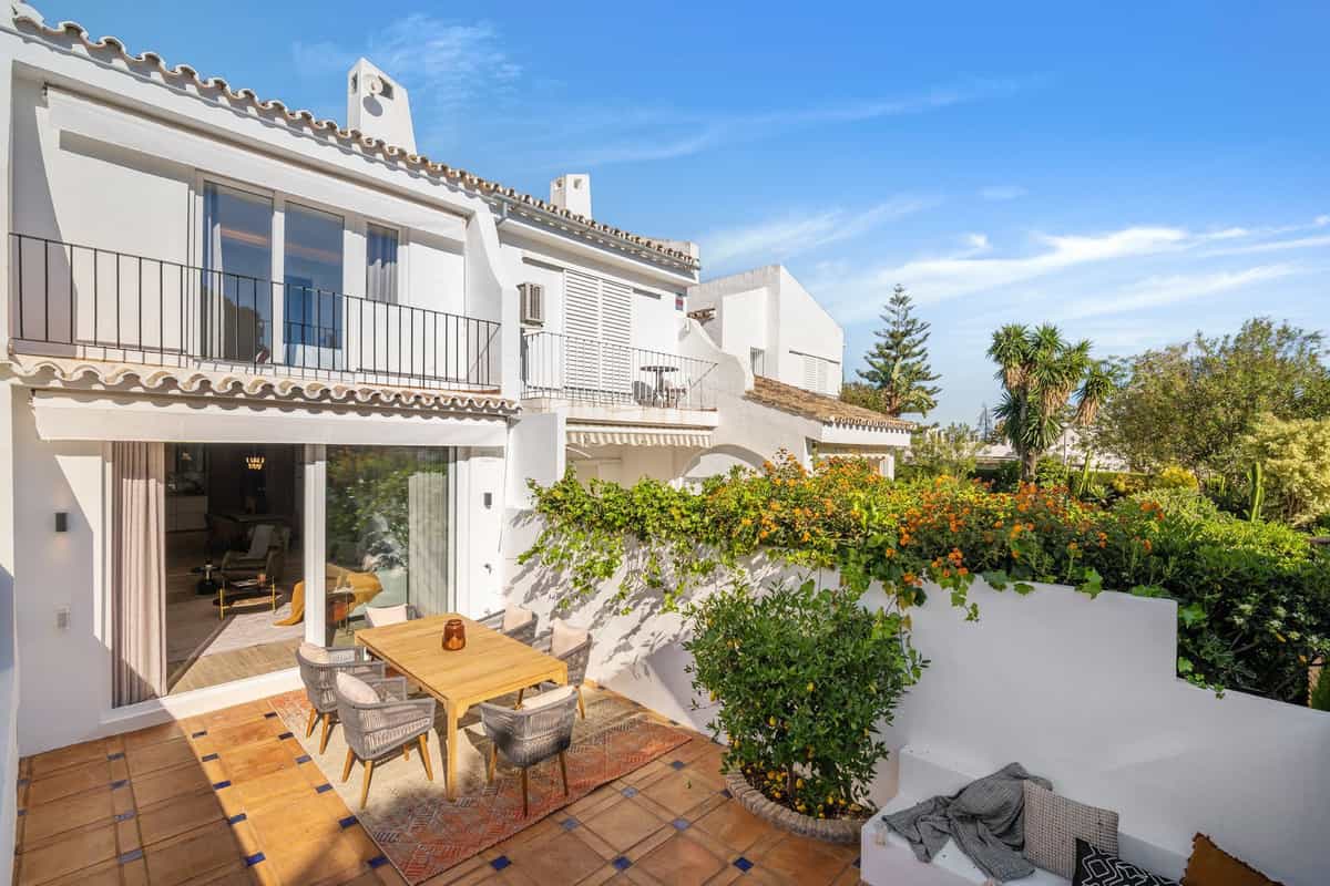 Будинок в Marbella, Andalucía 11730520