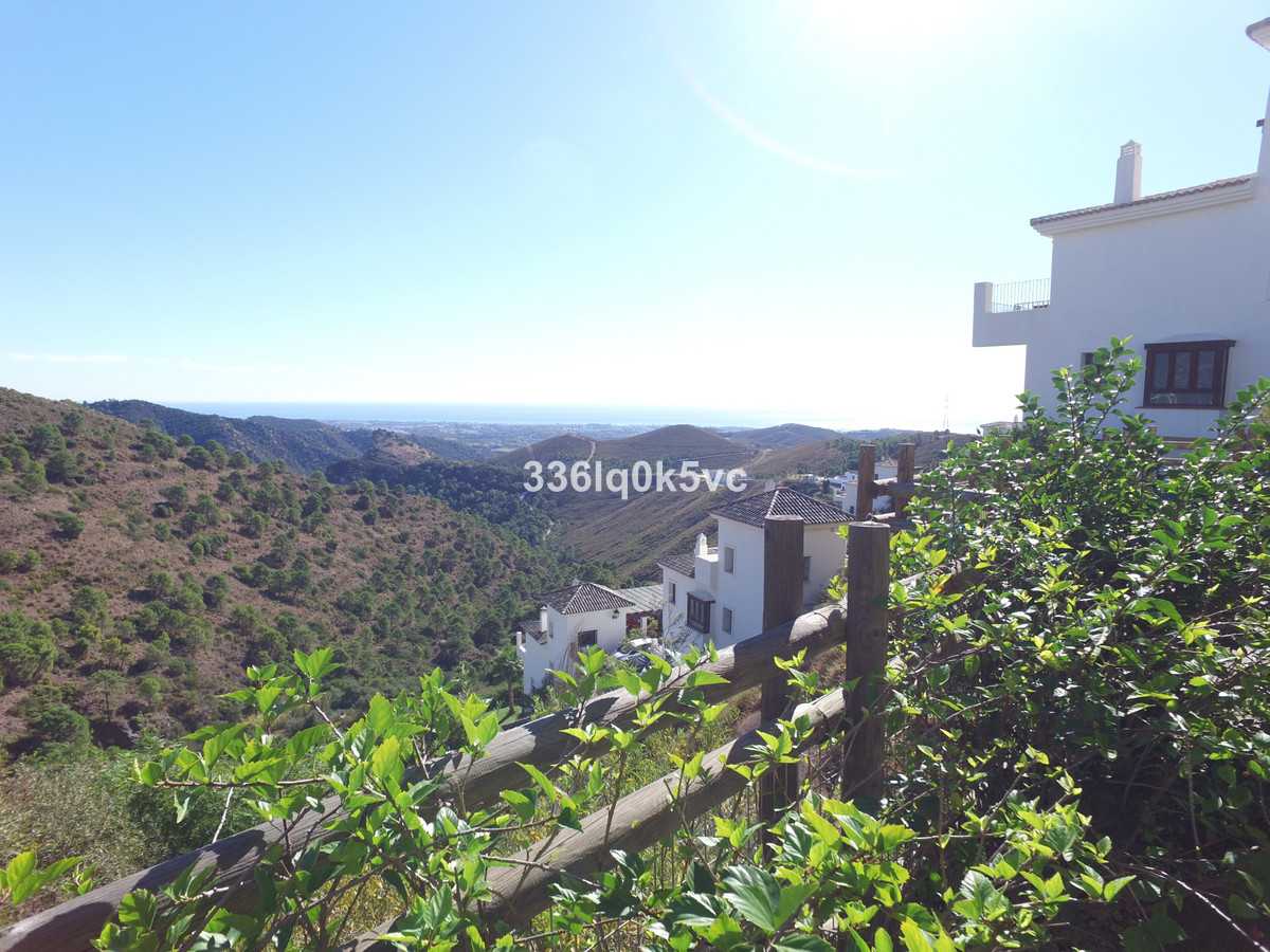 House in Benahavis, Andalusia 11730868