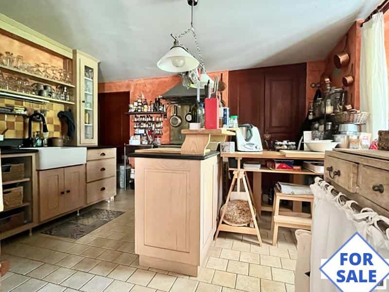 σπίτι σε Condé-sur-Sarthe, Normandie 11731080