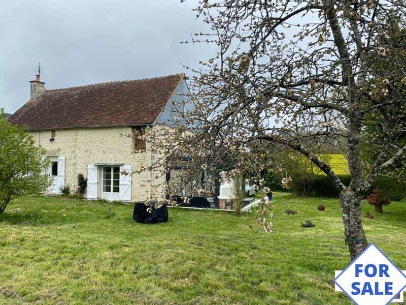 House in Saint-Denis-de-Villenette, Normandie 11731191