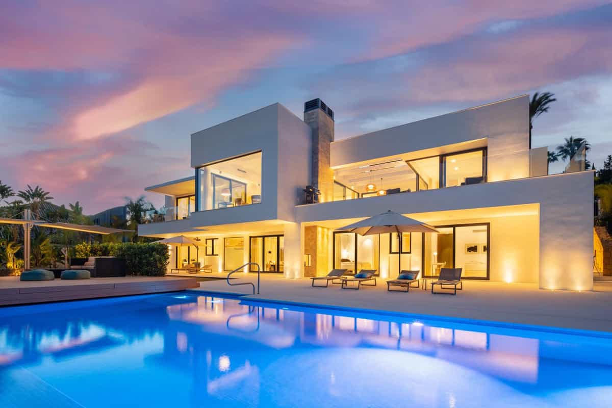 House in Marbella, Andalusia 11731270