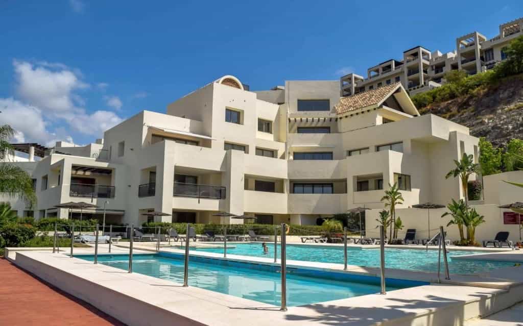 Condominium in Benahavis, Andalusië 11731358