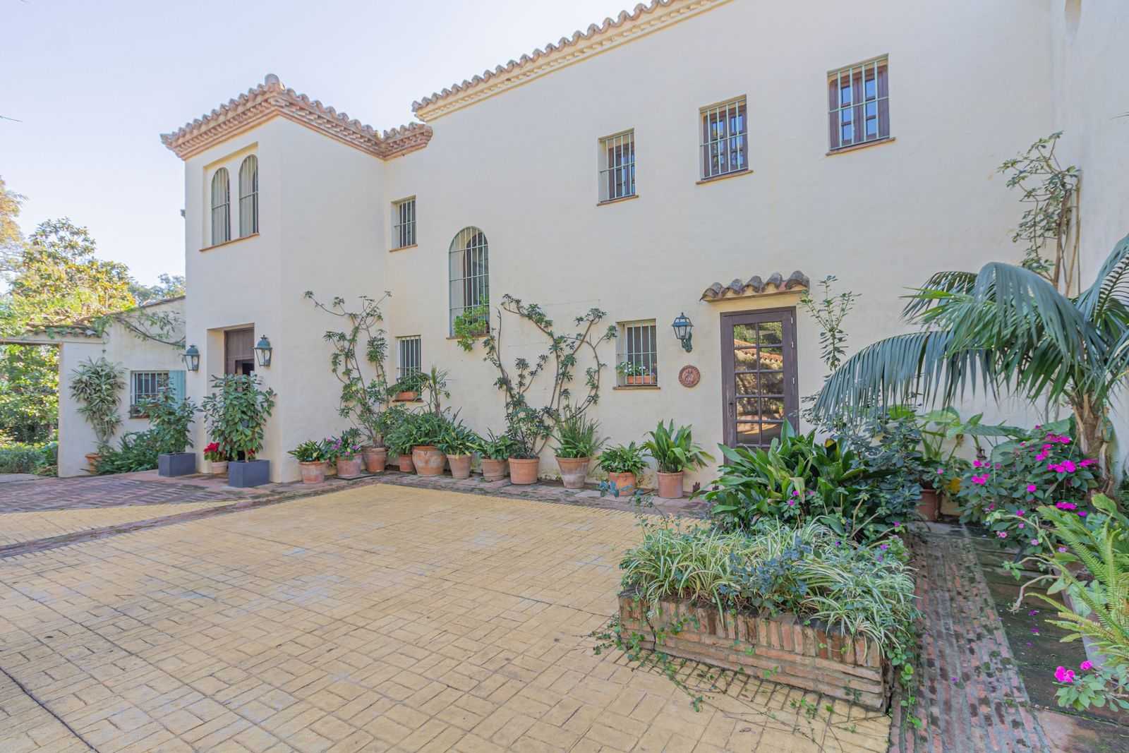 жилой дом в San Roque, Andalusia 11731600