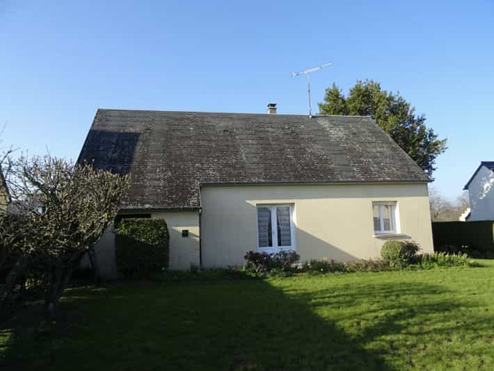 Dom w Sainte-Marie-du-Bois, Normandia 11731665