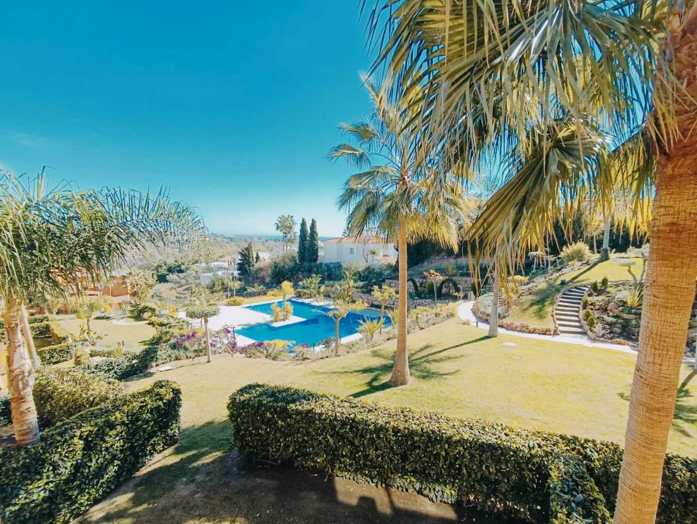 Condominium in Marbella, Andalusië 11731798