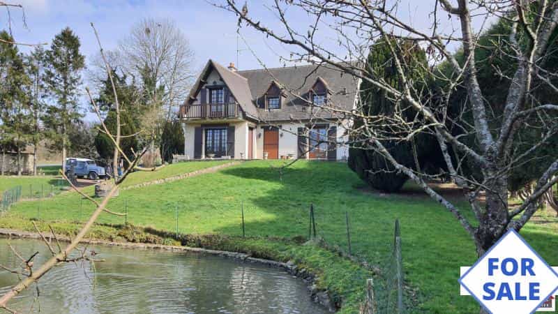 Huis in Villaines-la-Juhel, Pays de la Loire 11732009