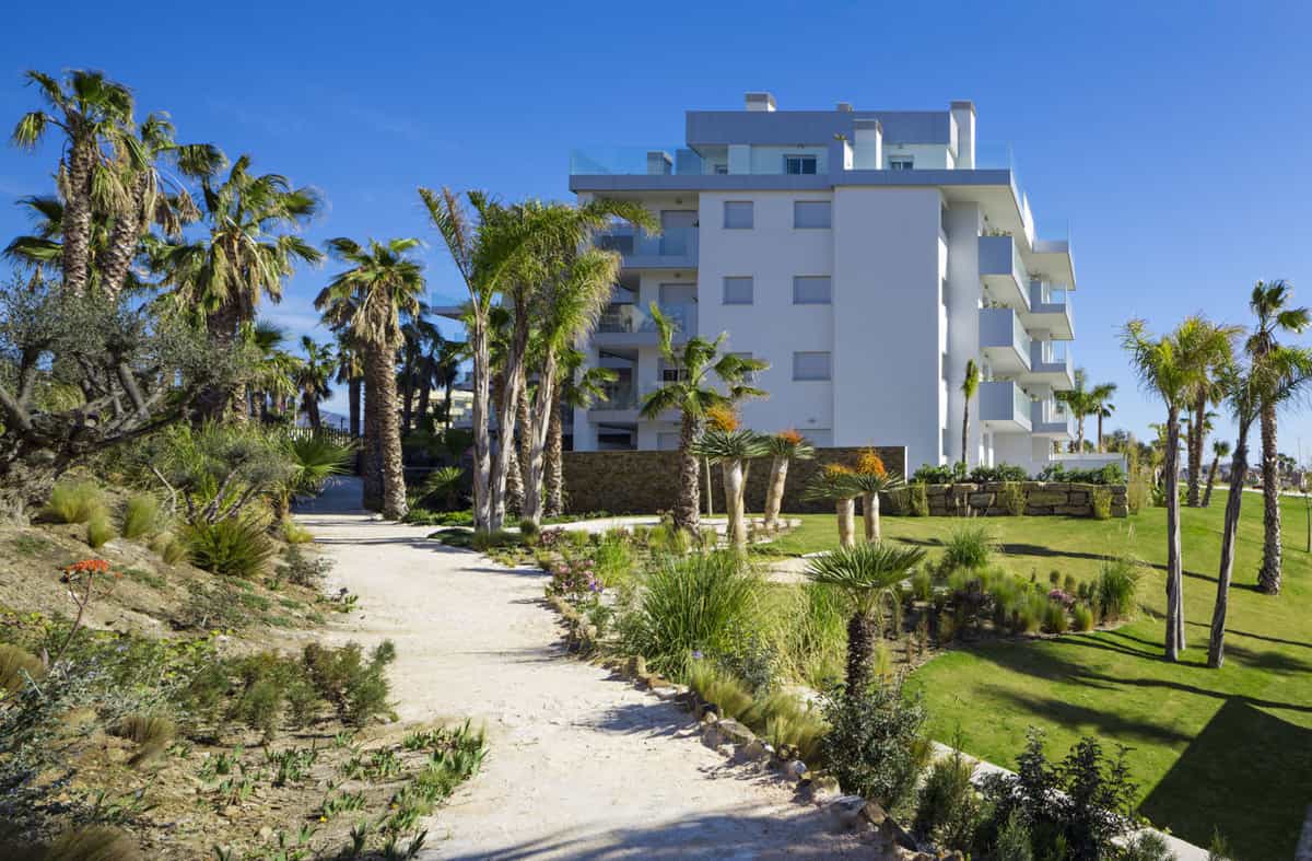 Condominium in El Faro, Andalucía 11732552