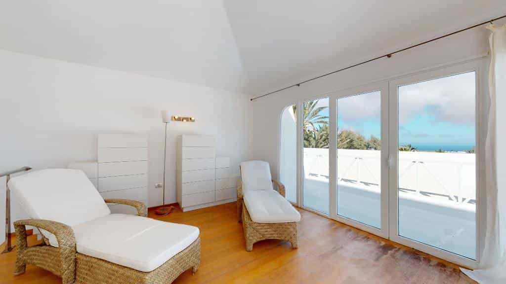 Talo sisään Playa Blanca, Canarias 11732804