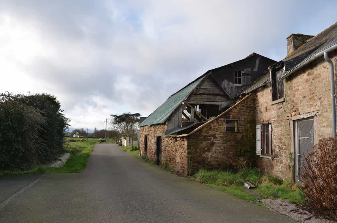 жилой дом в Plédéliac, Brittany 11732837