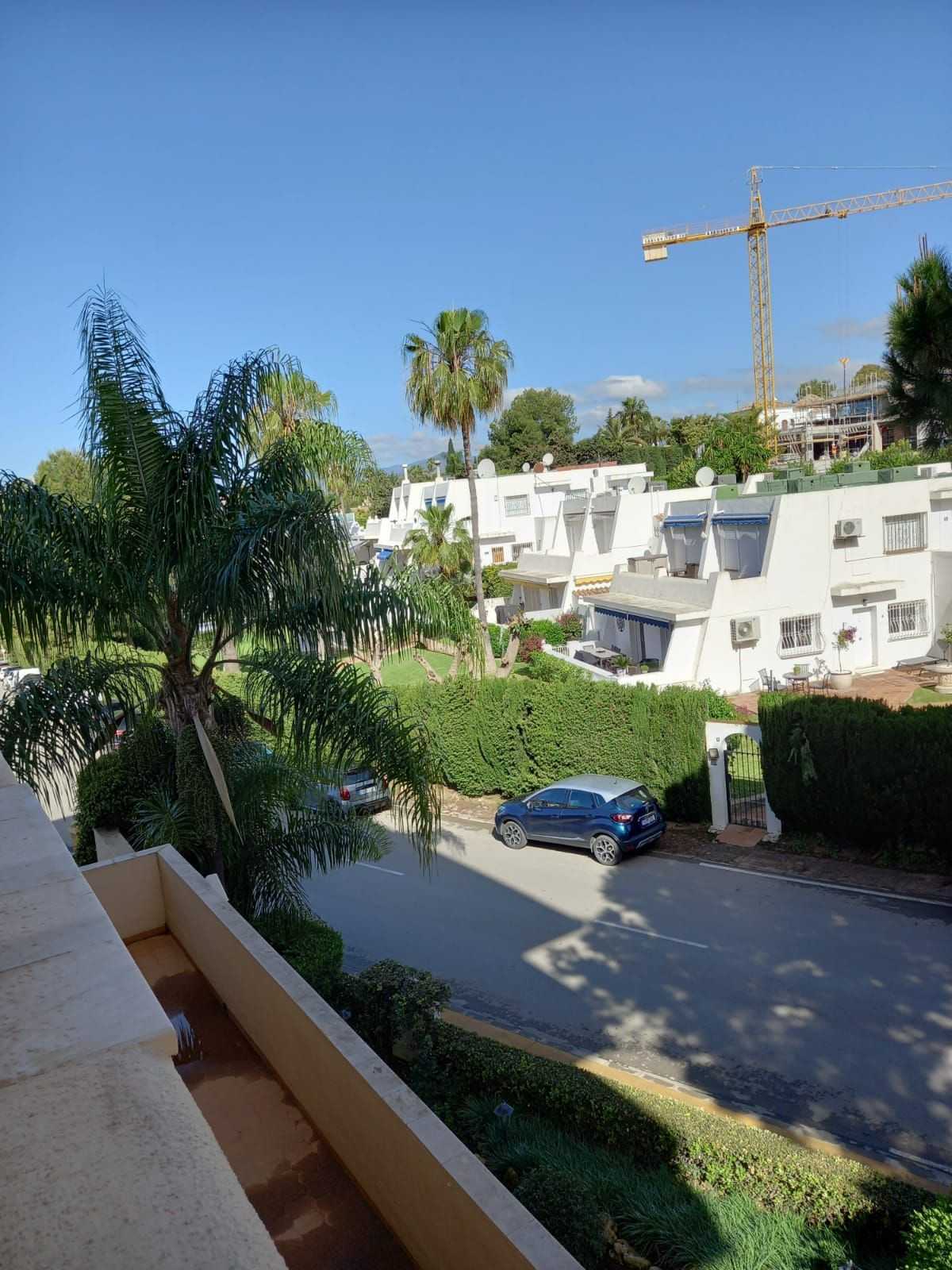 Eigentumswohnung im Marbella, Andalucía 11732840