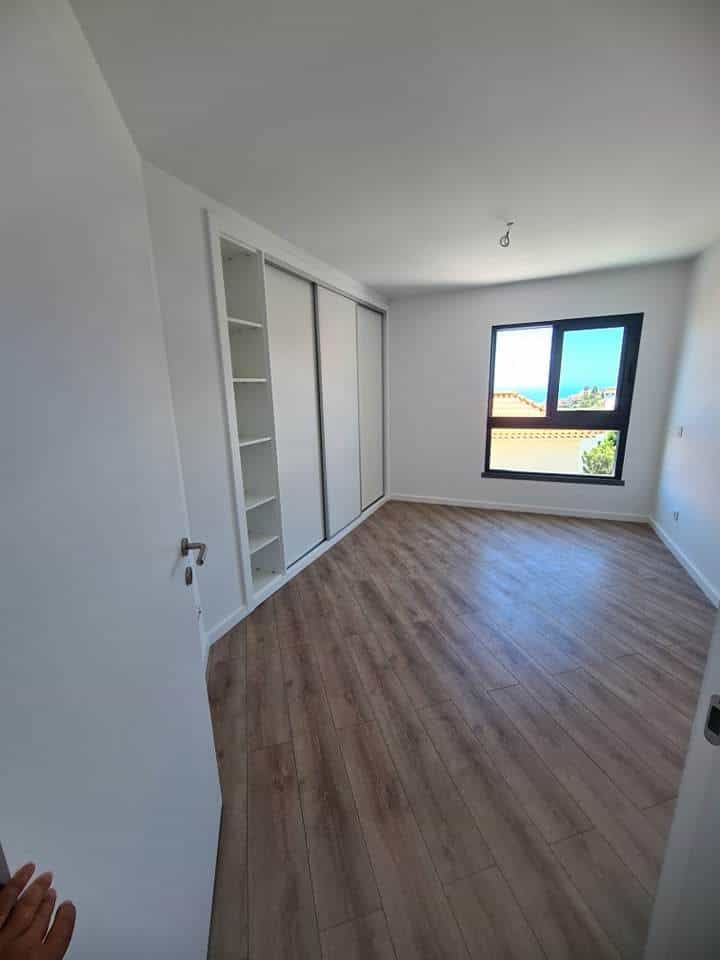 Condominium in Canico, Madeira 11732958