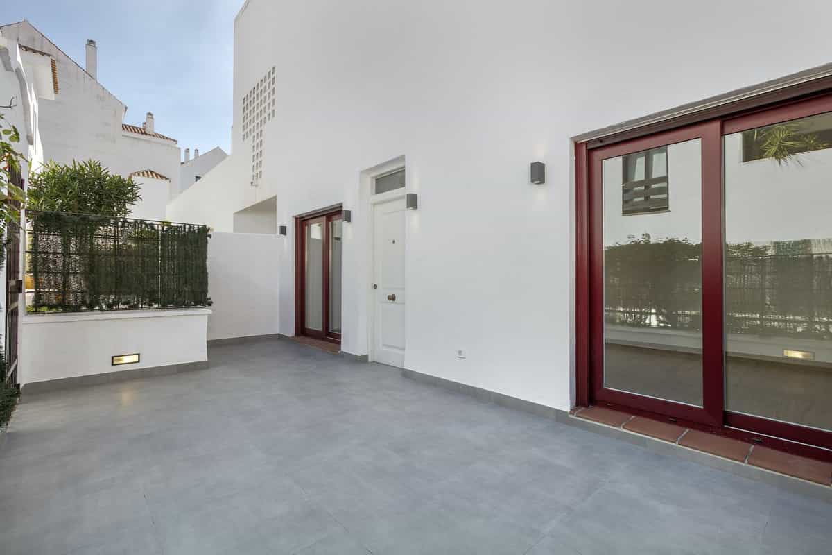 Condominio nel Marbella, Andalusia 11733019