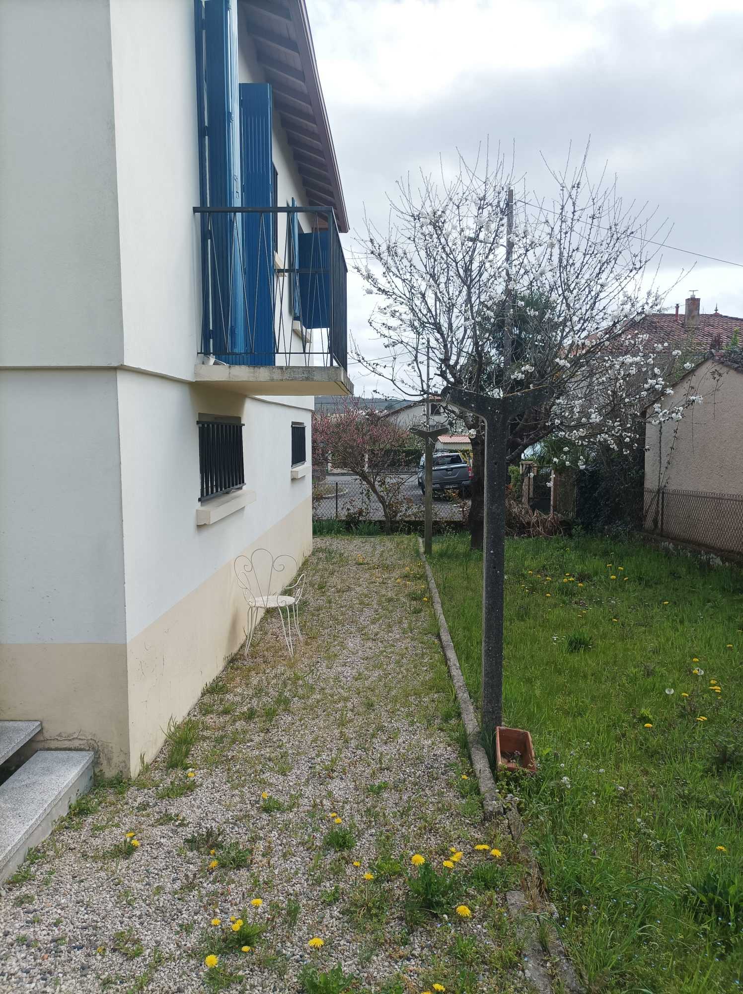 Talo sisään Ornézan, Occitanie 11733128