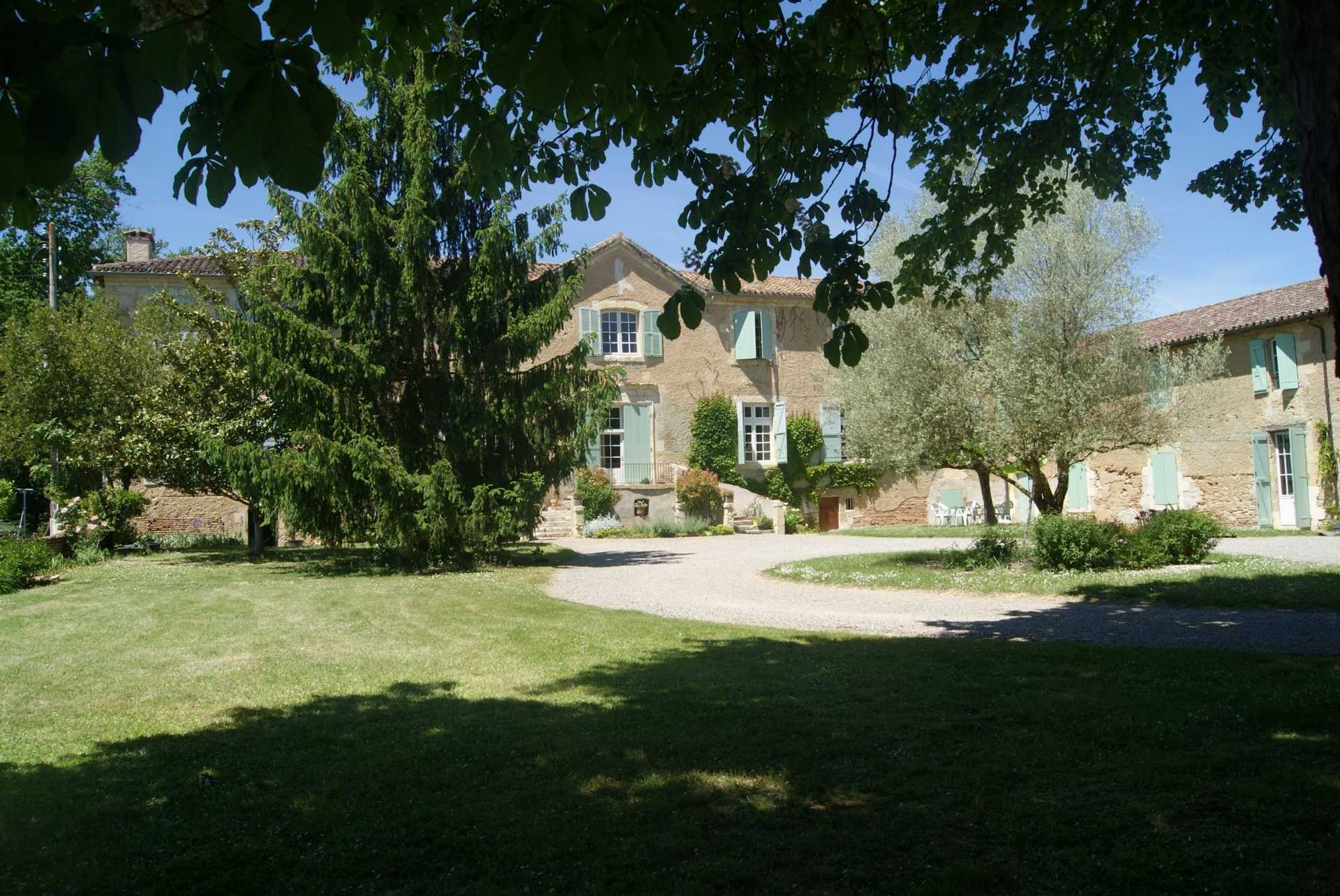 집 에 Fleurance, Occitanie 11733140
