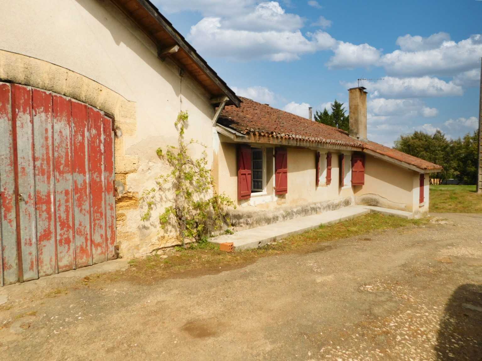 Talo sisään Cazaubon, Occitanie 11733153